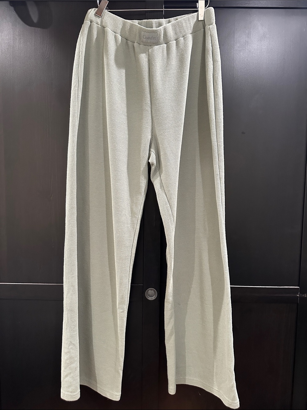 Comfrt Women’s Waffle-Knit lounge pant in Light Sage